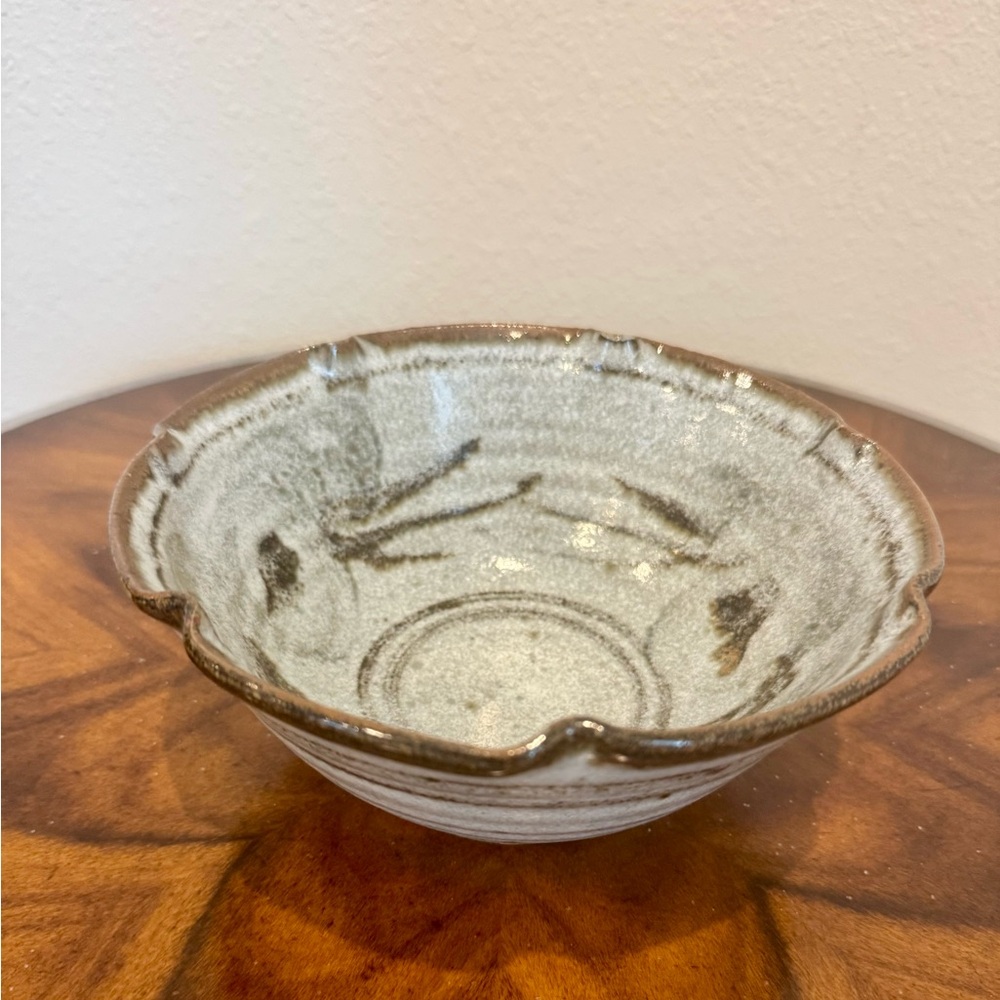 Joan Glasgow Elegant Studio Art Stoneware Bowl 7” - Picture 5 of 11